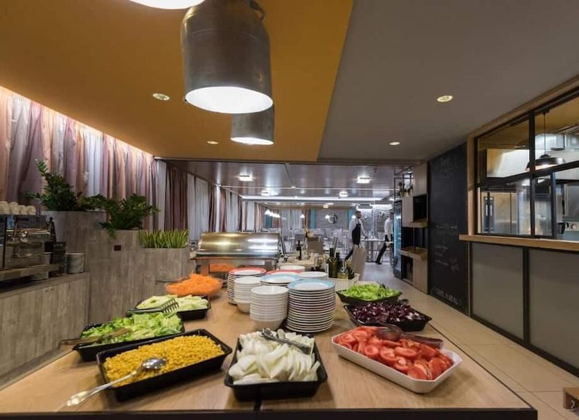 Buffet Ảnh