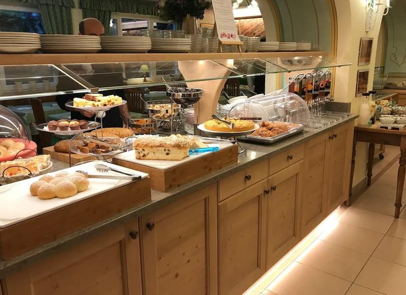 Buffet Ảnh