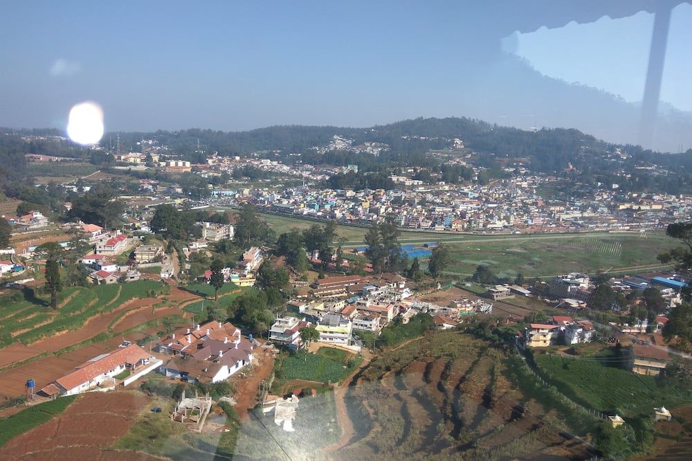Cảnh ngoài trời