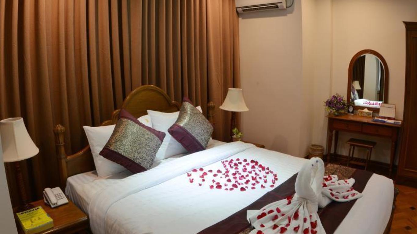 Golden Butterfly Hotel