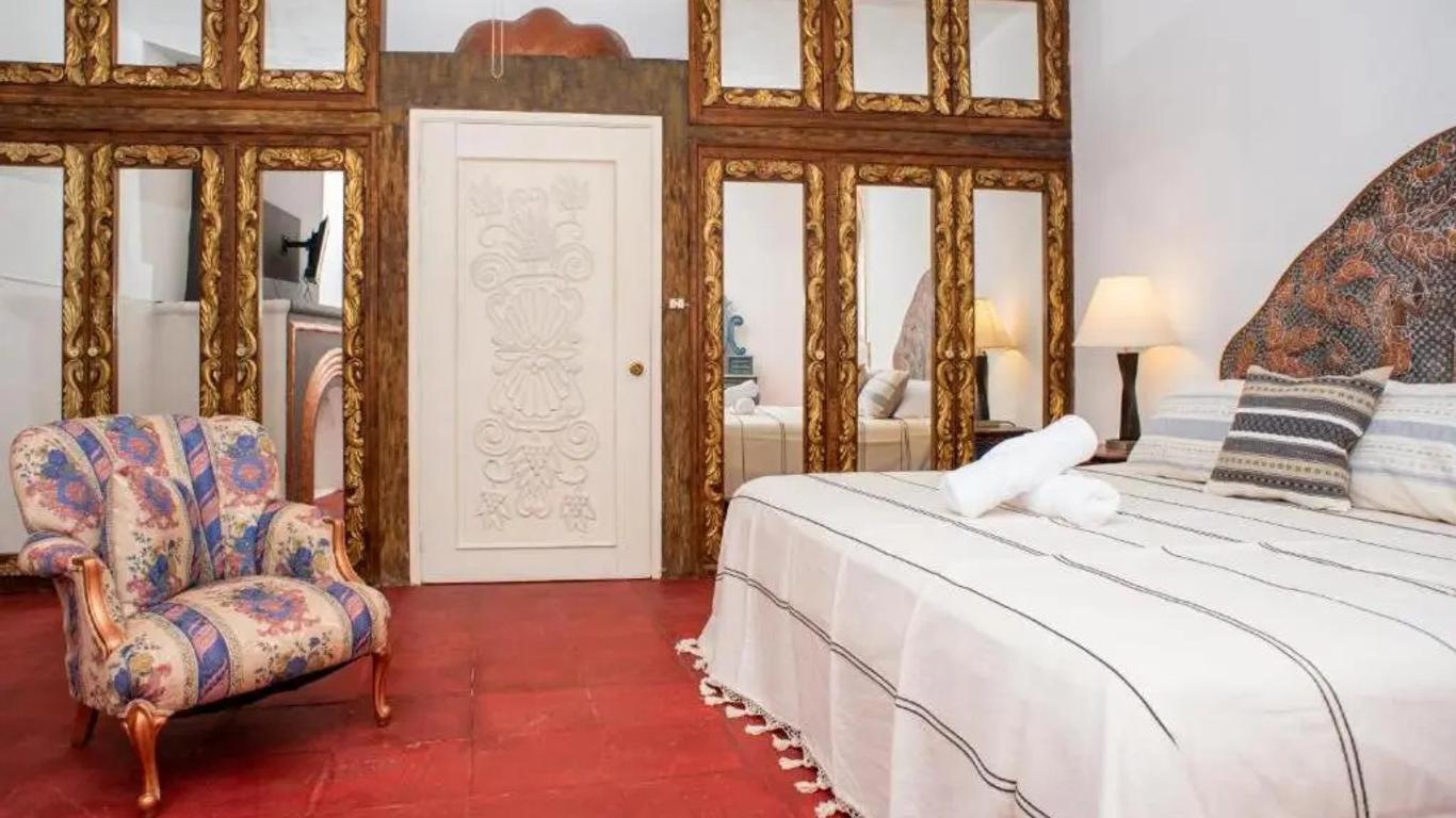Casa De Las Conservas Gold