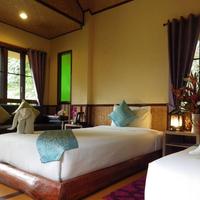 Pura Vida Pai Resort