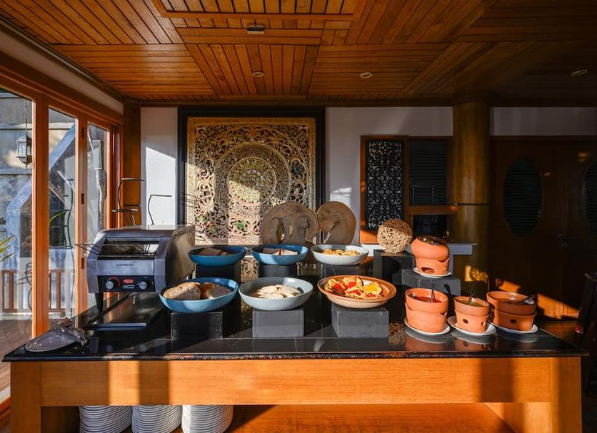 Buffet Ảnh