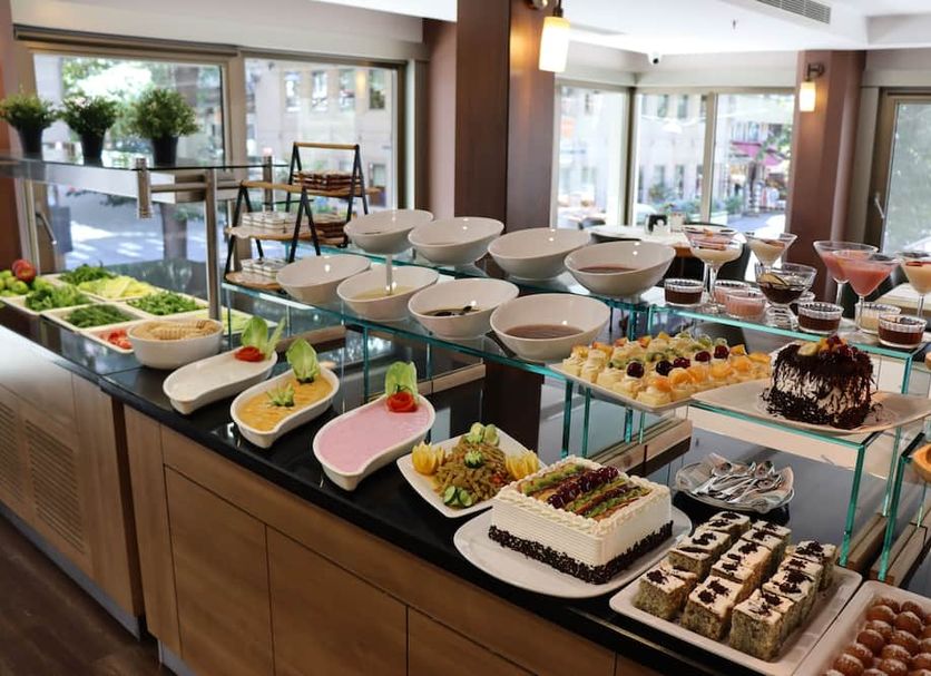 Buffet Ảnh