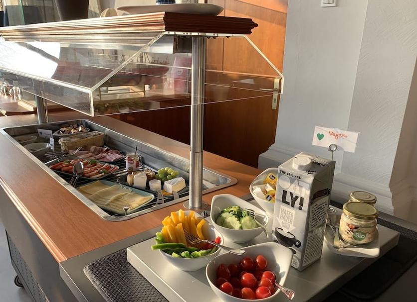 Buffet Ảnh