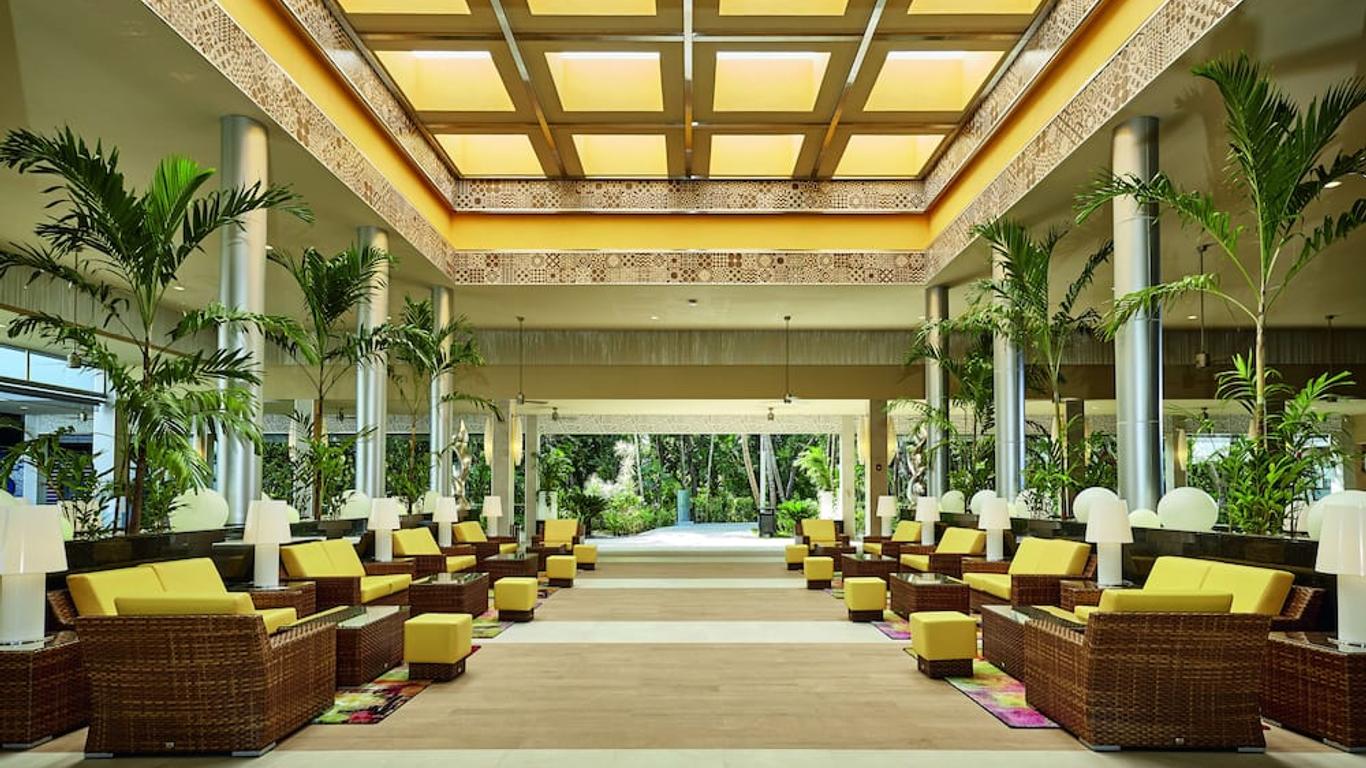 Hotel Riu Tequila