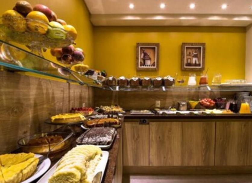 Buffet Ảnh
