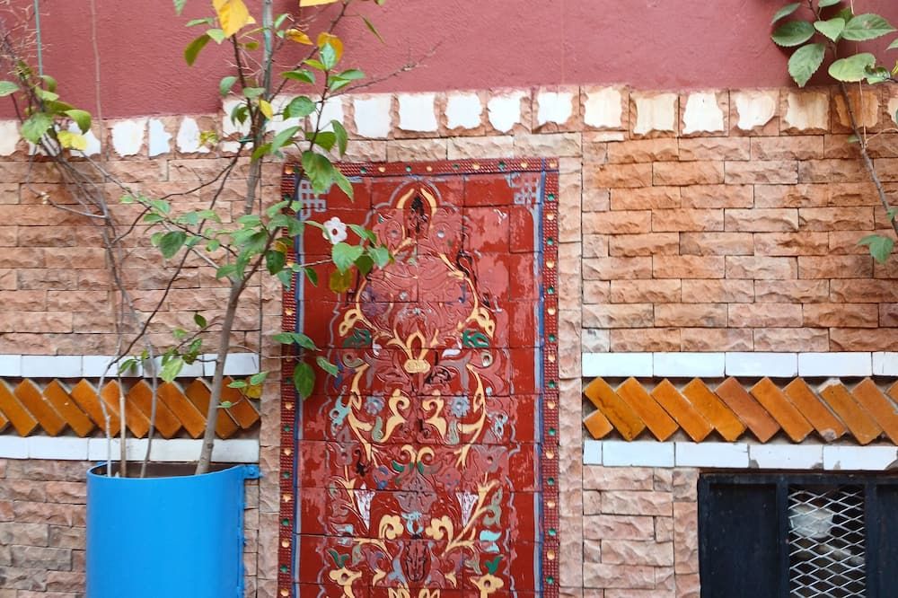 Cảnh ngoài trời