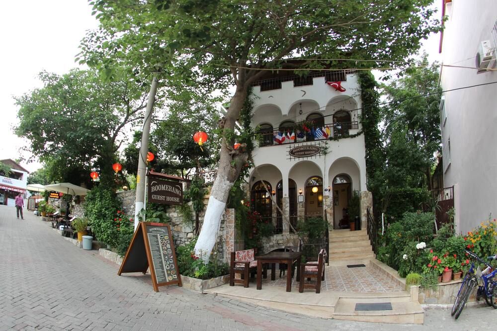 Cảnh ngoài trời