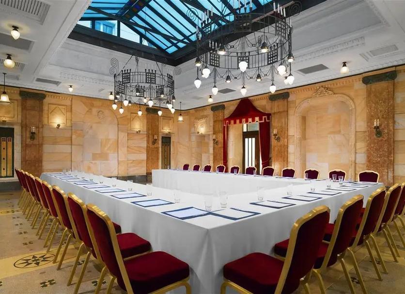 Conference room Ảnh