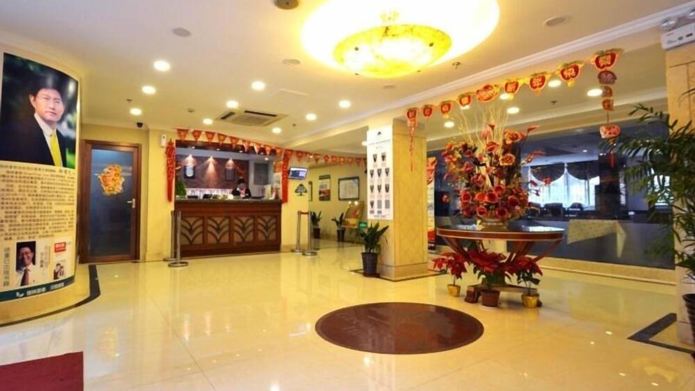 Greentree Inn Shanghai Jingan Railway Station Xinzha Road Business Hotel