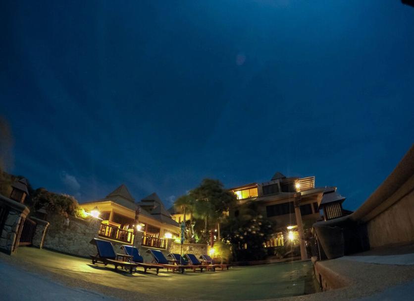 Khác Ảnh