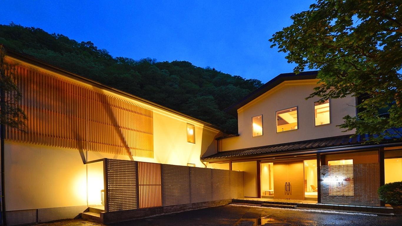 Hinatamikan