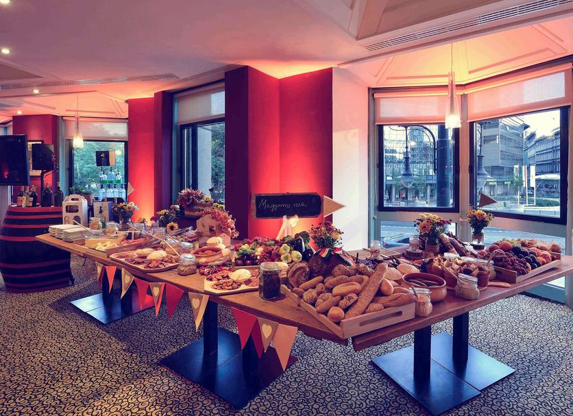 Buffet Ảnh