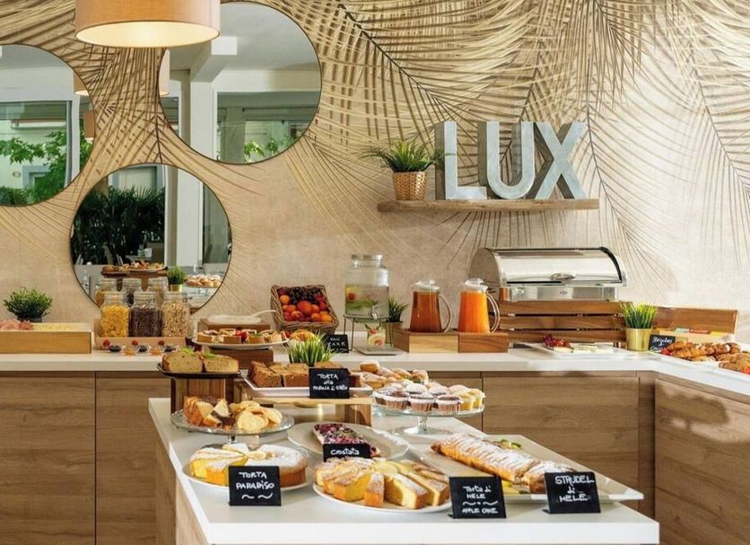 Buffet Ảnh