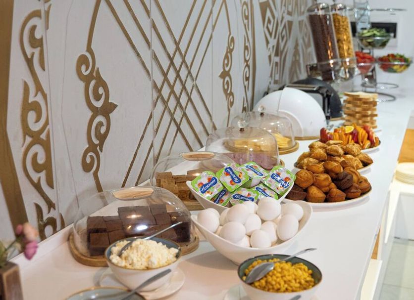Buffet Ảnh