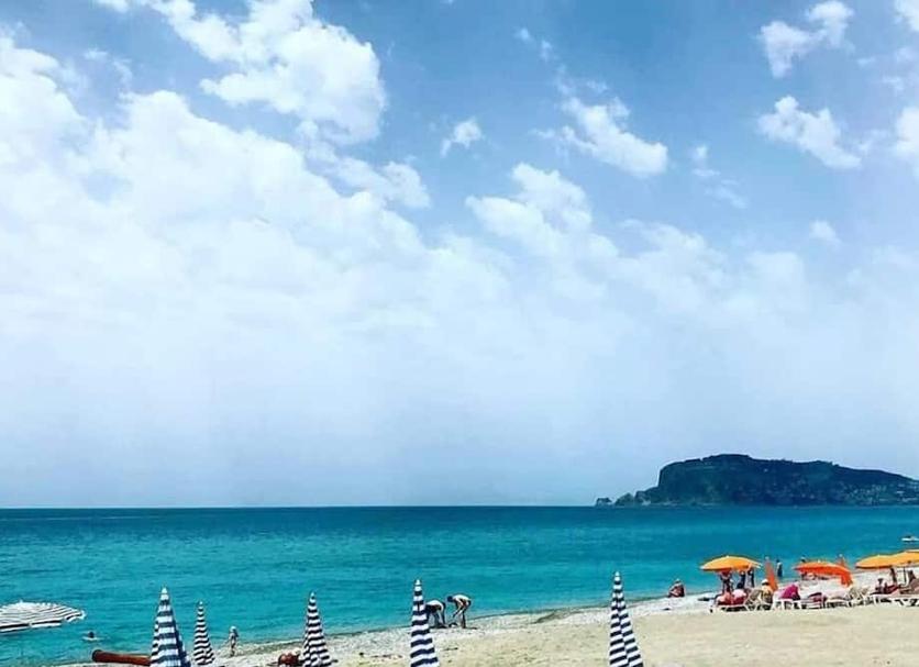 Khác Ảnh