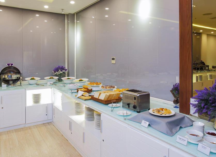 Buffet Ảnh