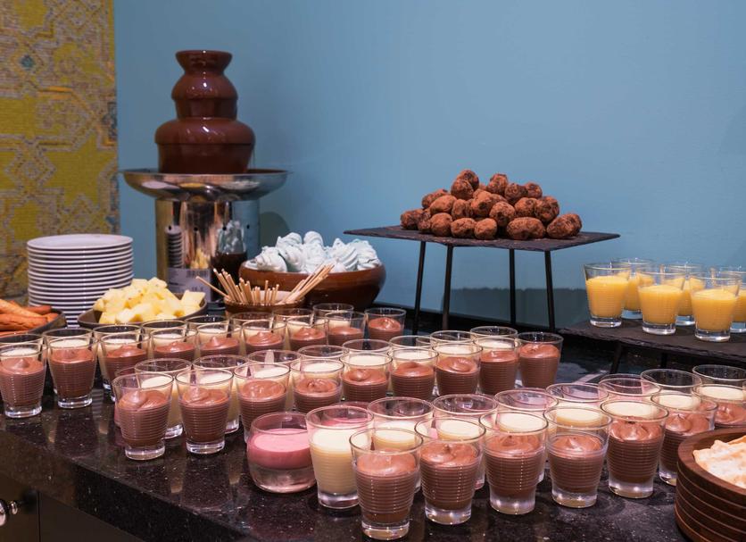 Buffet Ảnh