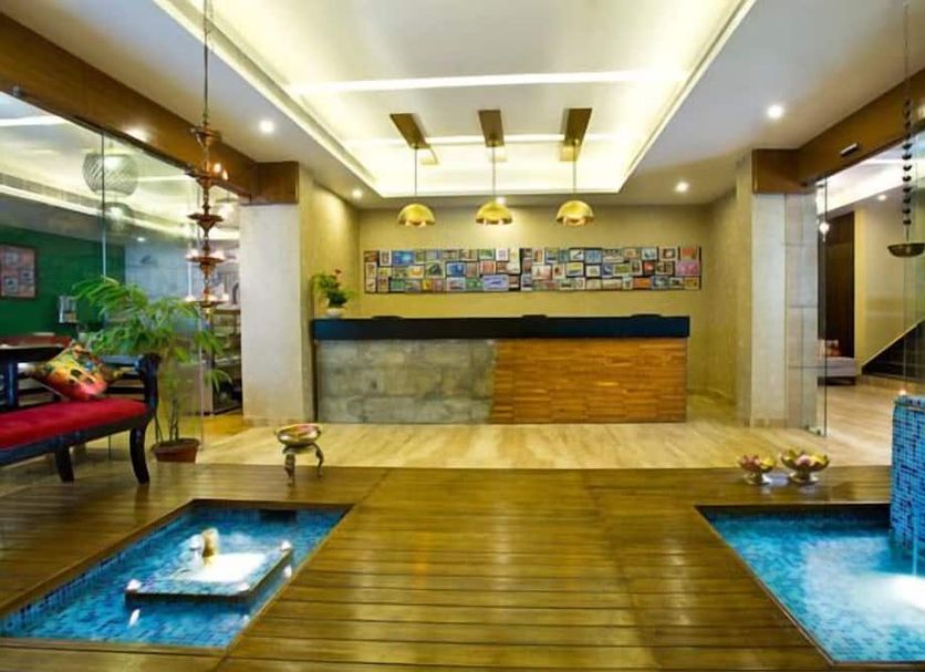 Lễ tân Ảnh