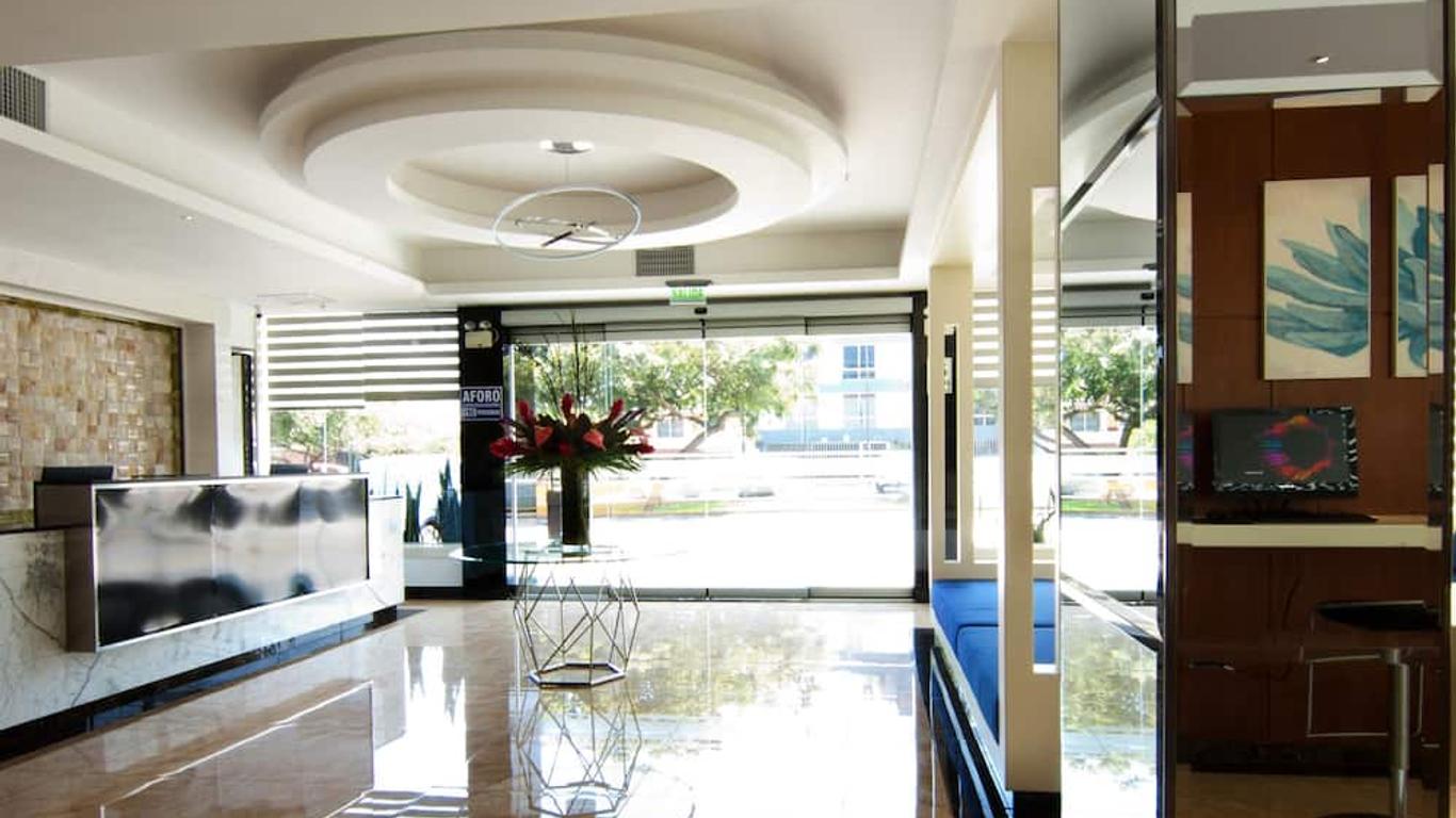 LYZ Business Hotel