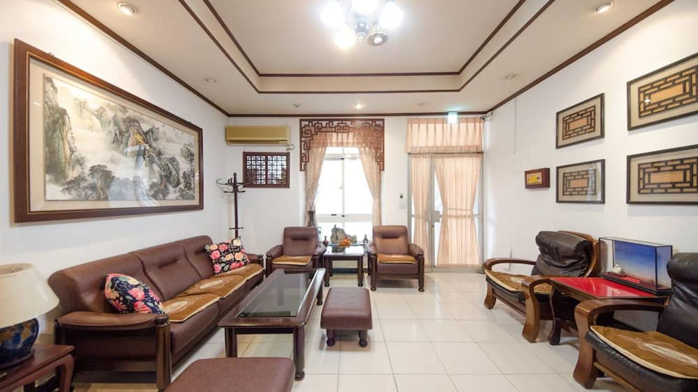 Tainan Travel Inn - Chenggong Univ.