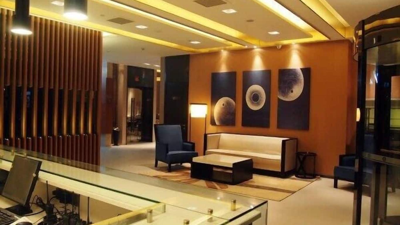 Jinjiang Inn Select (Shanghai Chuansha Metro Station Tourism Resort)