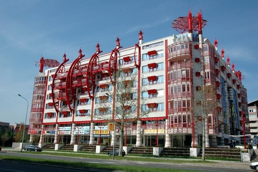 Toà nhà