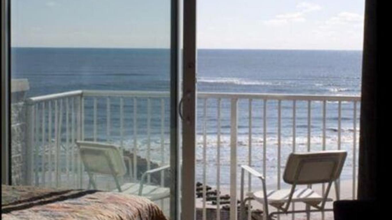 Acropolis Oceanfront Resort