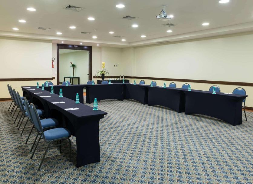 Conference room Ảnh
