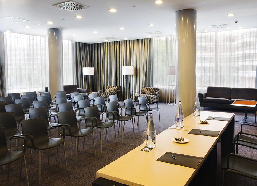 Conference room Ảnh