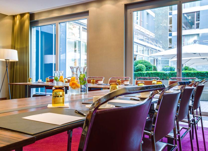 Conference room Ảnh
