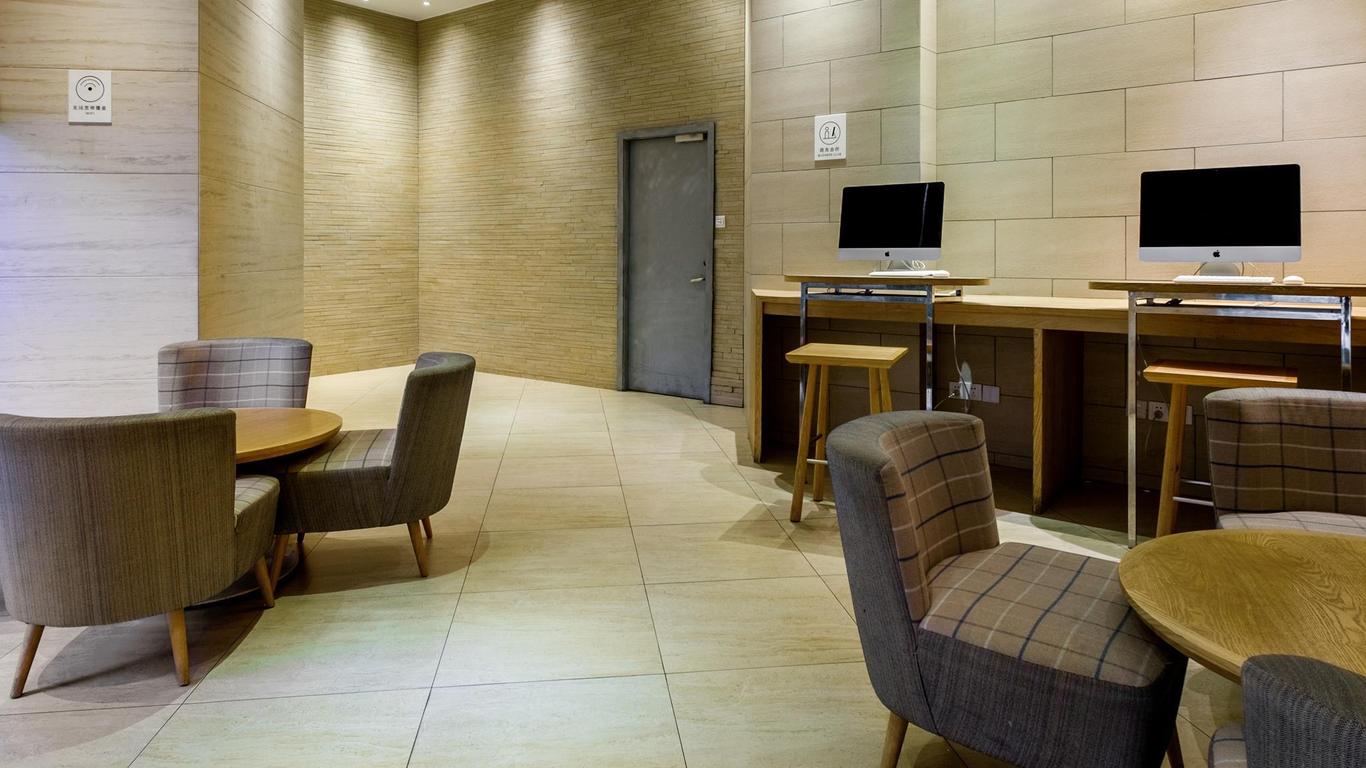 Ji Hotel Shanghai Yan'an Road