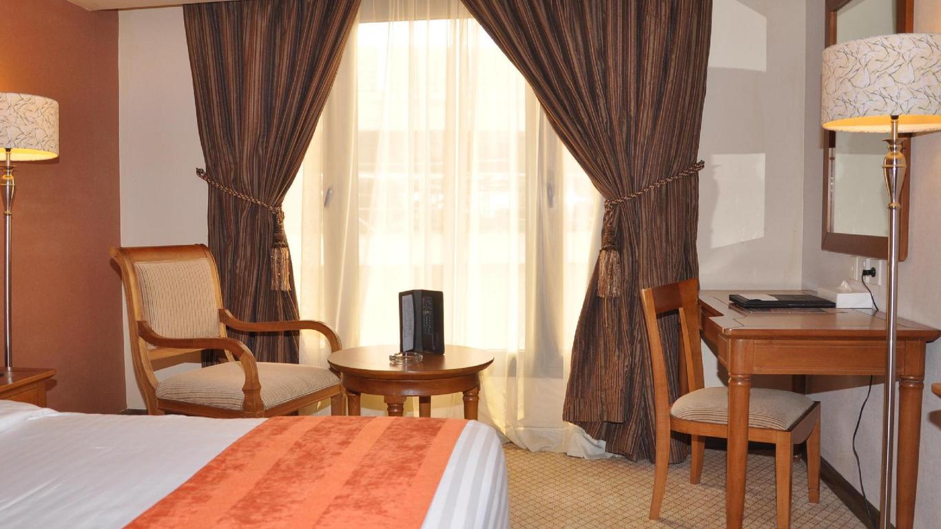 Reef Al Malaz Hotel International