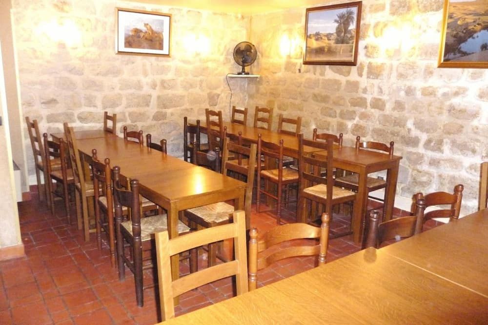 Nhà hàng