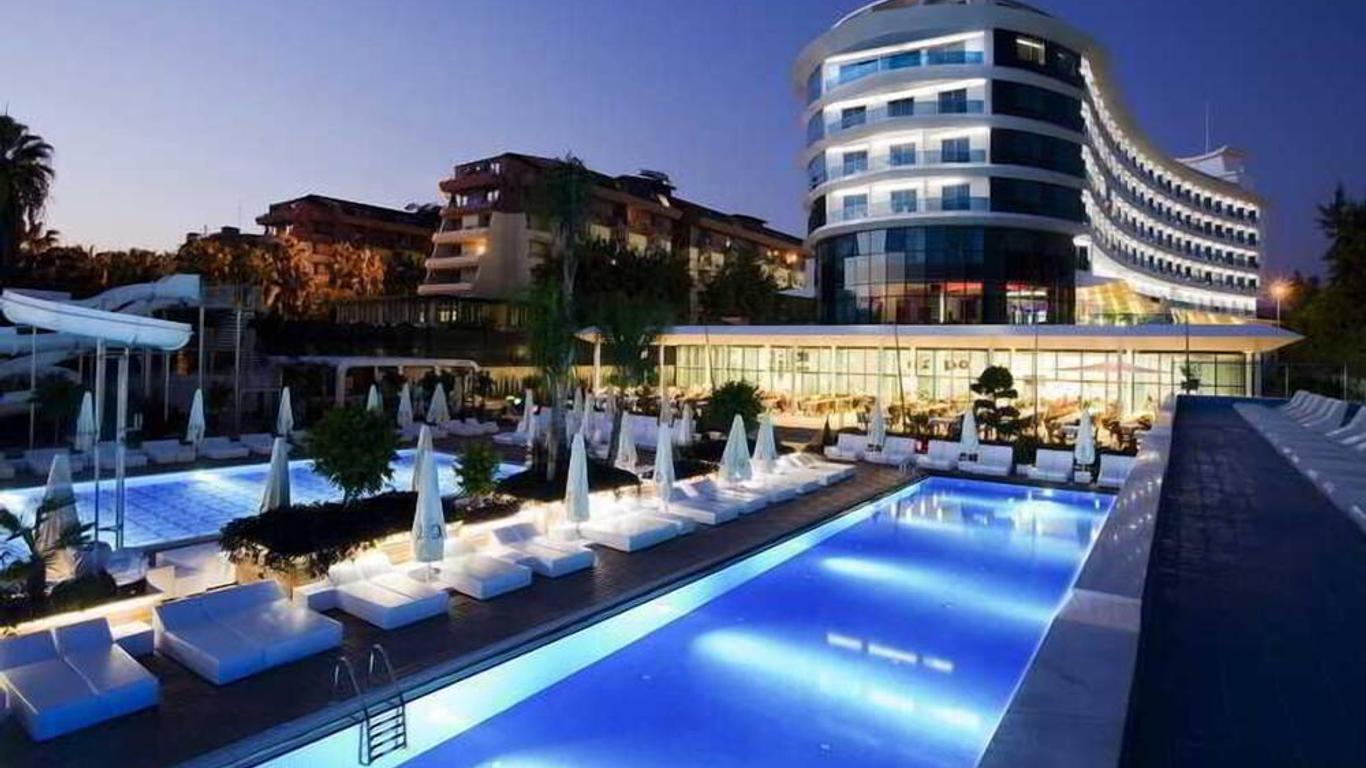 Q Premium Resort Hotel