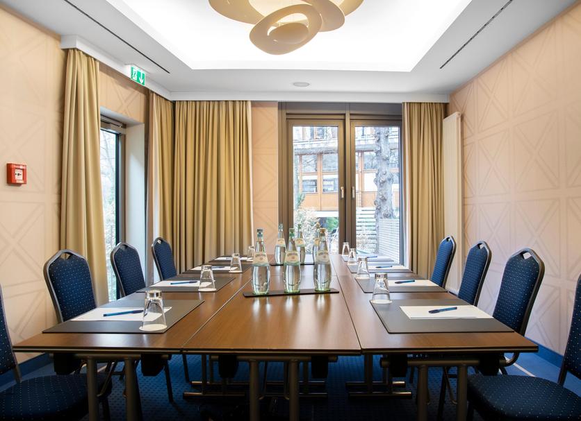 Conference room Ảnh