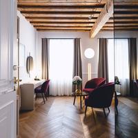 Hotel Heritage