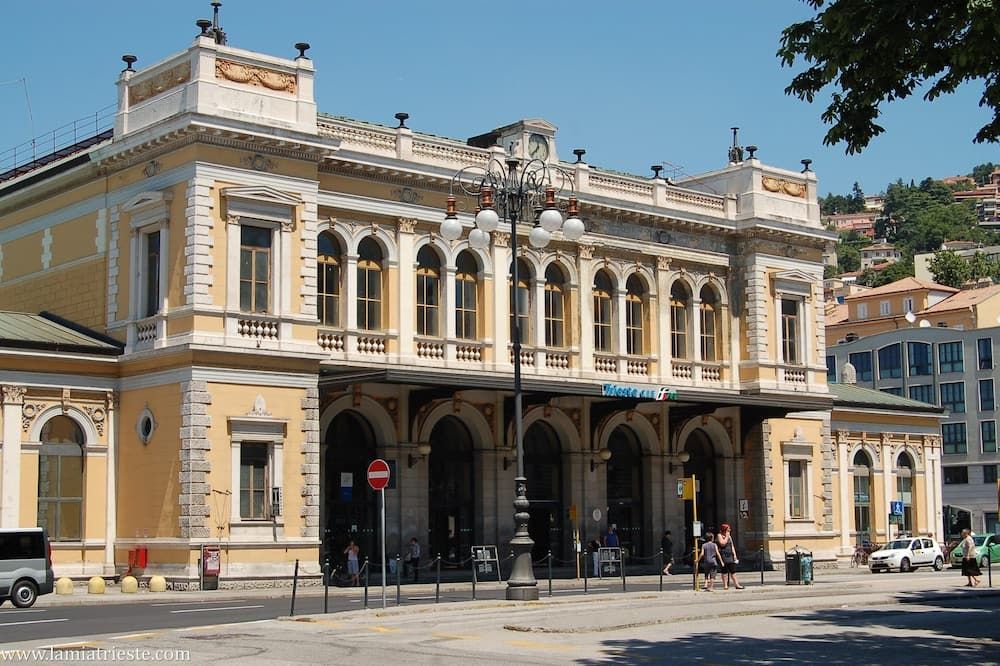 Khác