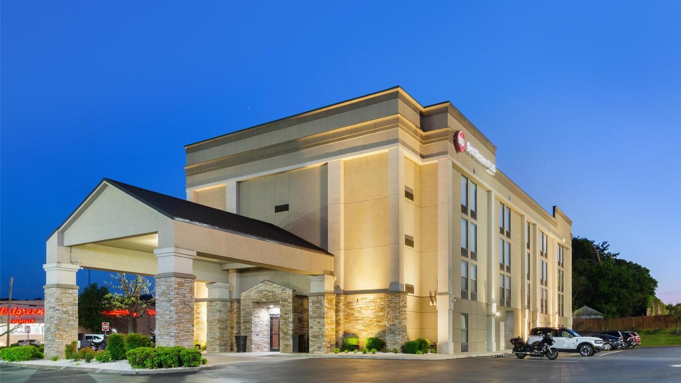 Best Western Plus Belle Meade Inn & Suites
