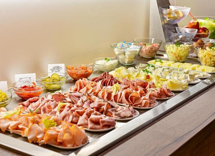 Buffet Ảnh