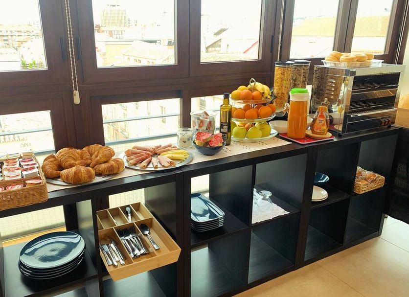 Buffet Ảnh