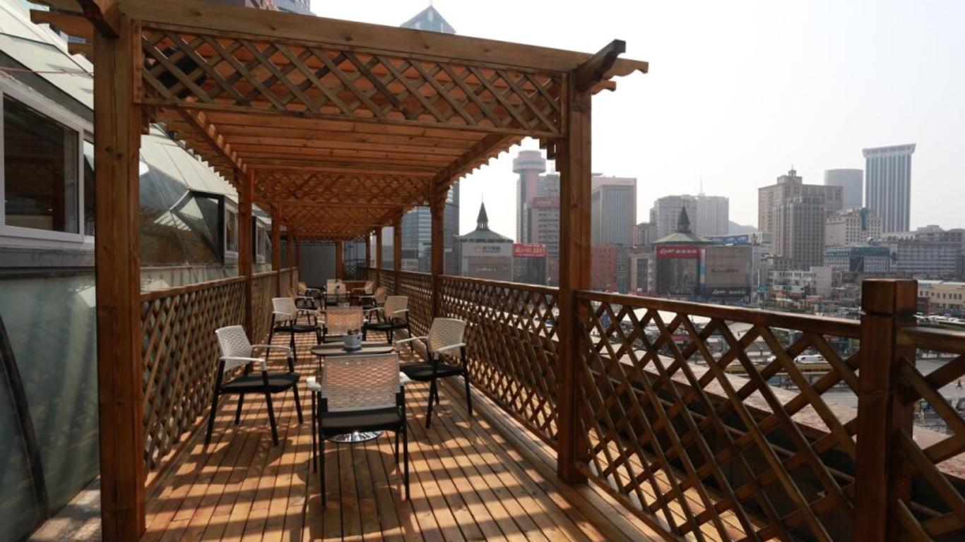 Dalian Bohai Pearl Hotel