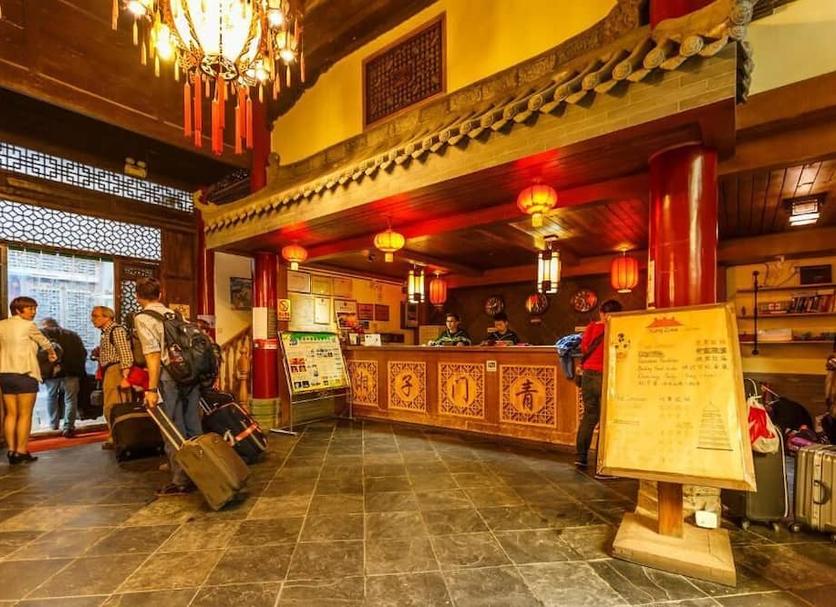 Lễ tân Ảnh