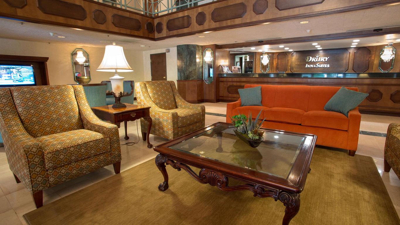 Drury Inn & Suites St. Louis Convention Center