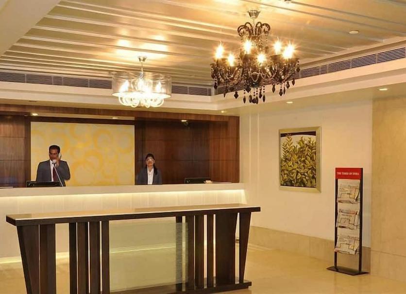 Lễ tân Ảnh