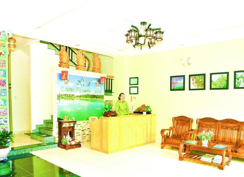 Lễ tân Ảnh