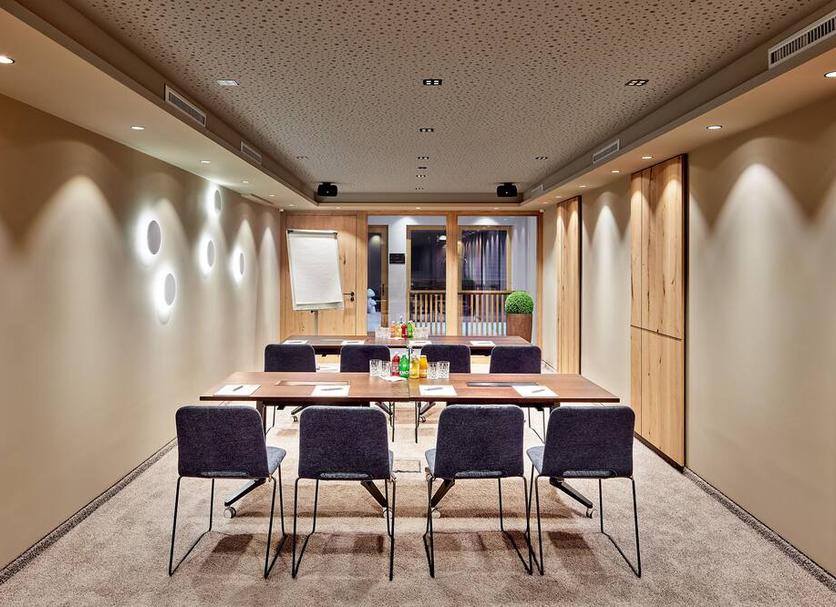 Conference room Ảnh