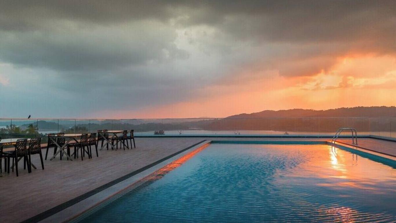 Hotel Hilltop International - Port Blair