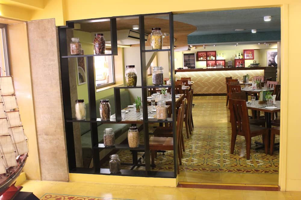Nhà hàng